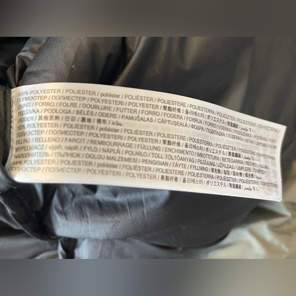 Women’s mango Green Puffer Coat Size XS Gorpcore Outdoor Minimalist Hooded - Picture 11 of 12